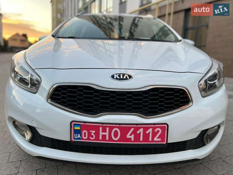 Универсал Kia Ceed 2015 в Сокале