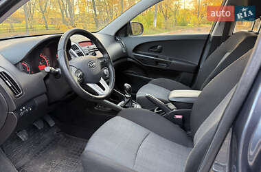 Універсал Kia Ceed 2012 в  фото 9 Універсал Kia Ceed 2012 в