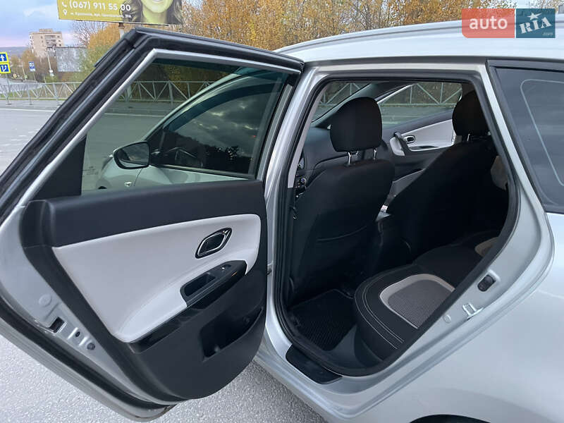 Універсал Kia Ceed 2013 в Хмельницькому фото 12 Універсал Kia Ceed 2013 в Хмельницькому