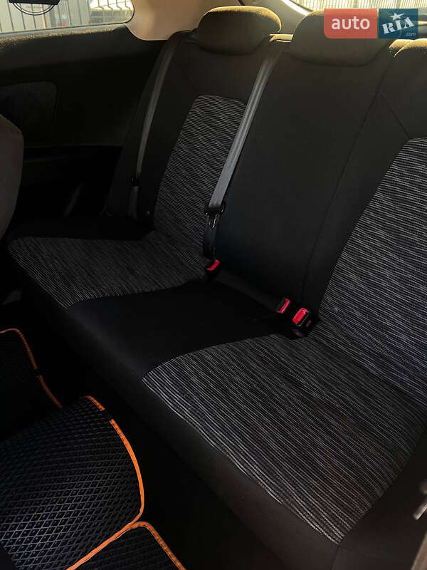 Хэтчбек Kia Ceed 2008 в Киеве фото 6 Хэтчбек Kia Ceed 2008 в Киеве