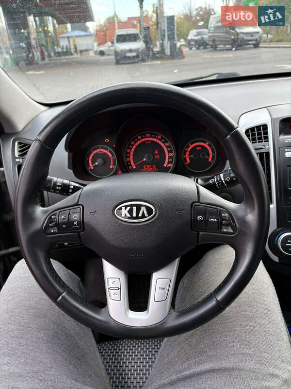 Универсал Kia Ceed 2011 в Киеве фото 9 Универсал Kia Ceed 2011 в Киеве