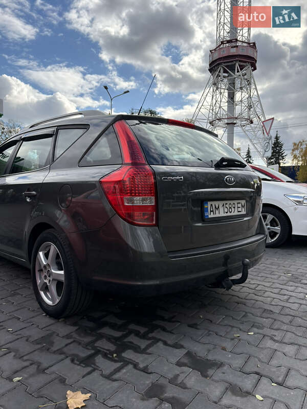 Универсал Kia Ceed 2011 в Киеве фото 6 Универсал Kia Ceed 2011 в Киеве
