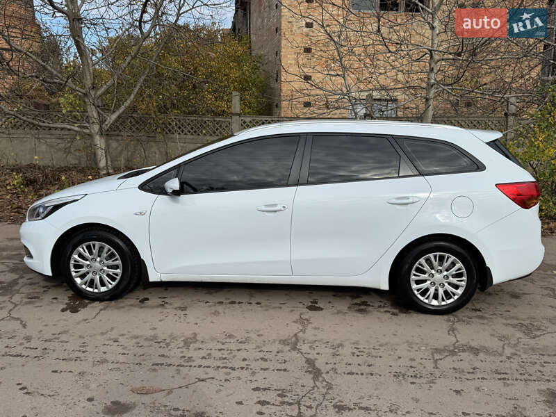 Универсал Kia Ceed 2015 в Прилуках