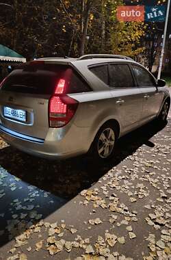 Универсал Kia Ceed 2012 в Березанке