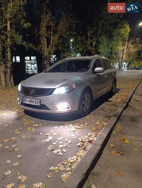 Универсал Kia Ceed 2012 в Одессе