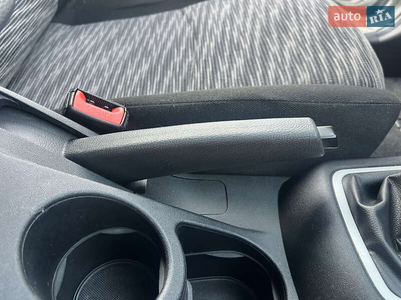 Універсал Kia Ceed 2009 в Охтирці