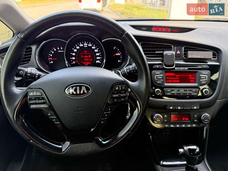 Универсал Kia Ceed 2013 в Запорожье