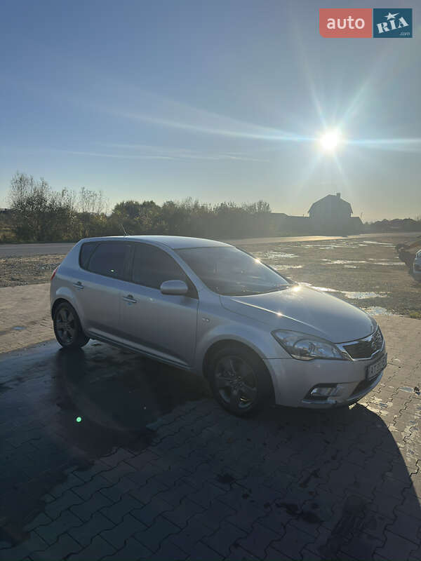 Хэтчбек Kia Ceed 2009 в Калуше фото 4 Хэтчбек Kia Ceed 2009 в Калуше