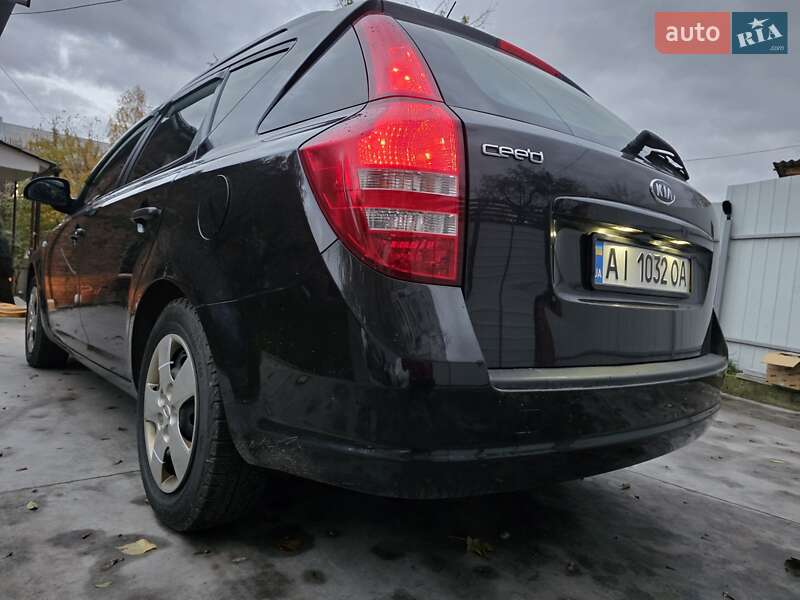 Универсал Kia Ceed 2008 в Бердичеве