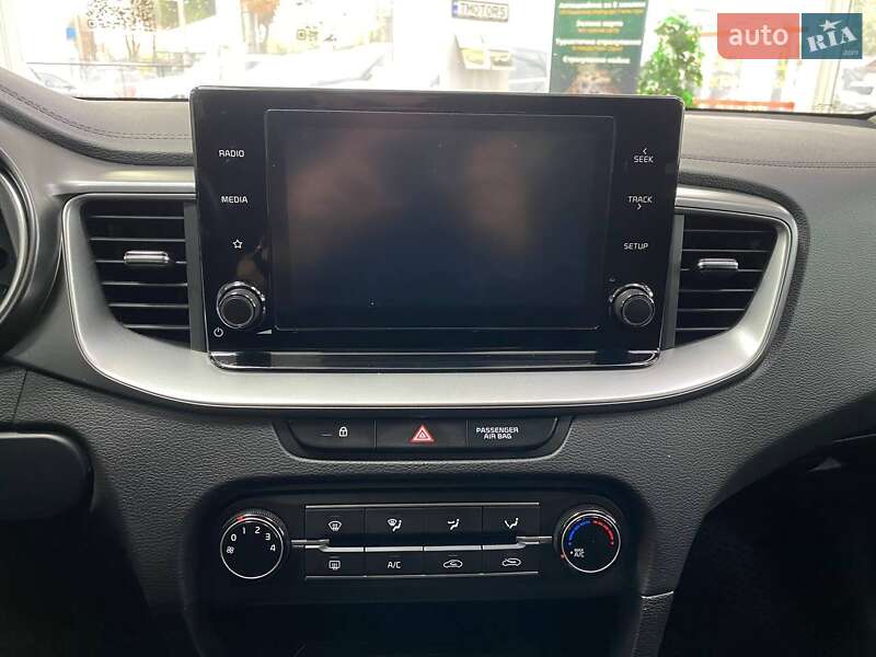 Универсал Kia Ceed 2022 в Киеве фото 25 Универсал Kia Ceed 2022 в Киеве