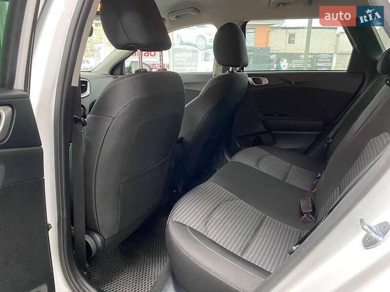 Универсал Kia Ceed 2022 в Киеве фото 34 Универсал Kia Ceed 2022 в Киеве