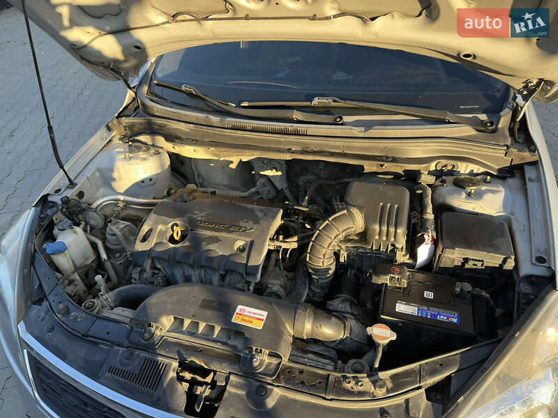 Хэтчбек Kia Ceed 2009 в Калуше фото 15 Хэтчбек Kia Ceed 2009 в Калуше