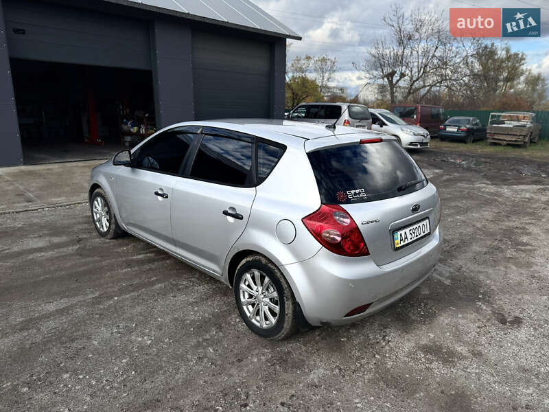 Хэтчбек Kia Ceed 2008 в Павлограде фото 4 Хэтчбек Kia Ceed 2008 в Павлограде