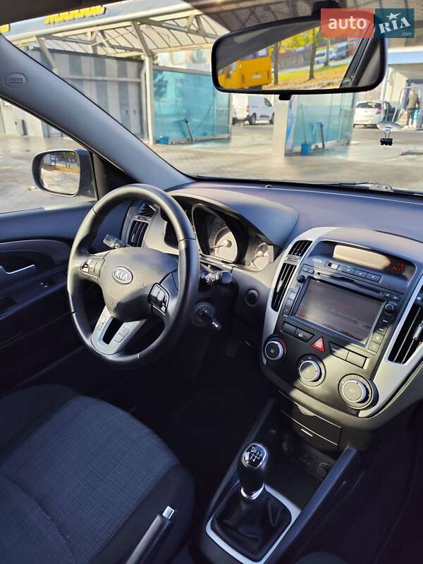 Универсал Kia Ceed 2010 в Белой Церкви фото 38 Универсал Kia Ceed 2010 в Белой Церкви