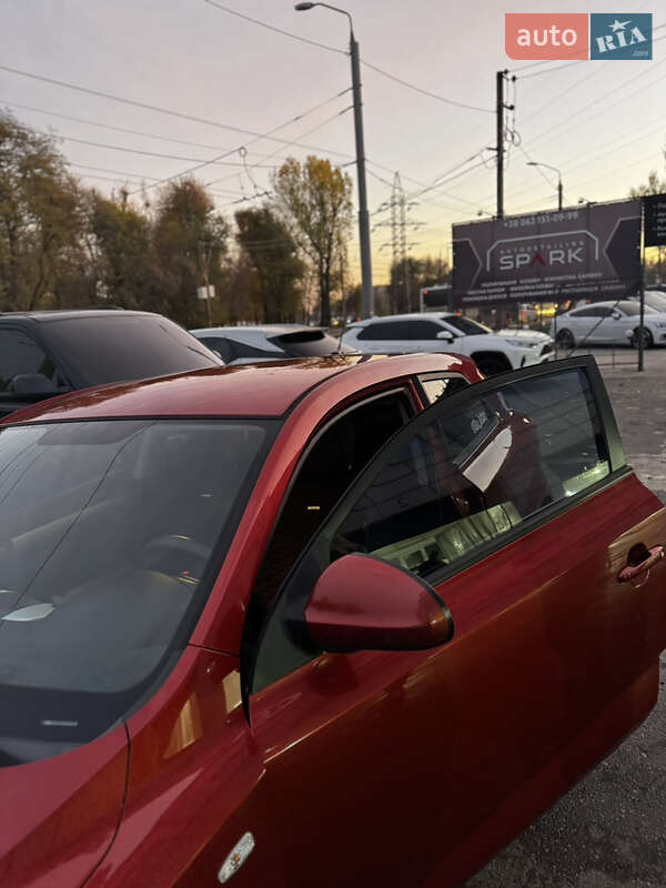 Хэтчбек Kia Ceed 2008 в Днепре