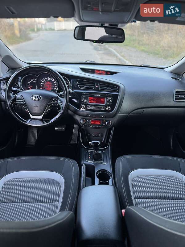 Хетчбек Kia Ceed 2013 в Києві фото 25 Хетчбек Kia Ceed 2013 в Києві