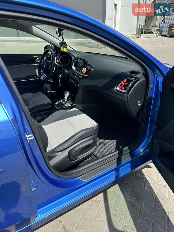 Хэтчбек Kia Ceed 2019 в Крюковщине фото 8 Хэтчбек Kia Ceed 2019 в Крюковщине