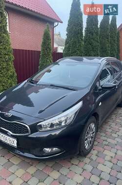 Универсал Kia Ceed 2014 в Ровно