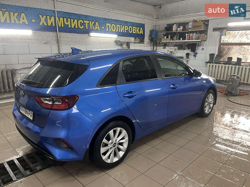 Хэтчбек Kia Ceed 2019 в Богодухове