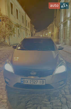 Універсал Kia Ceed 2010 в Кам'янець-Подільському