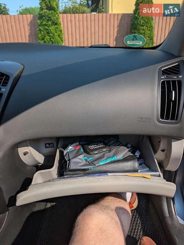 Хэтчбек Kia Ceed 2009 в Виннице