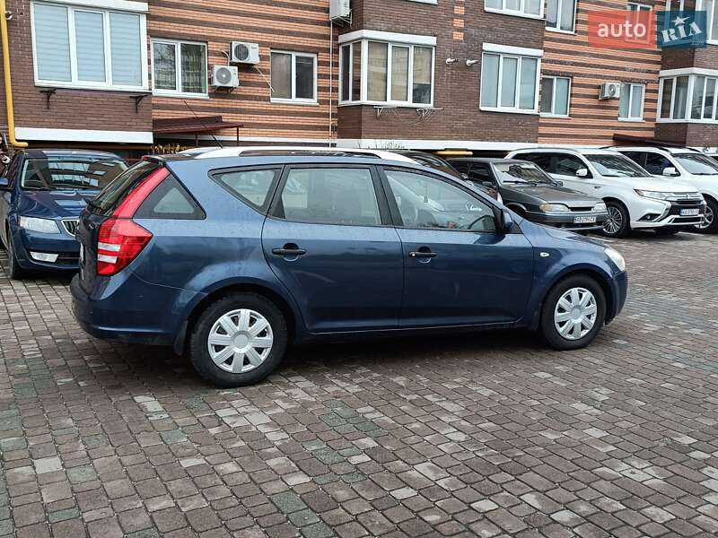 Универсал Kia Ceed 2007 в Житомире