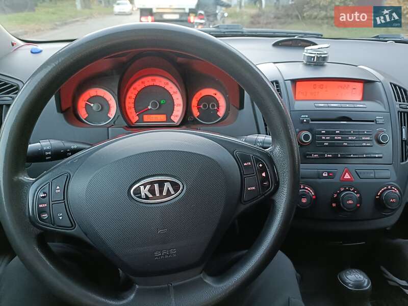 Универсал Kia Ceed 2007 в Житомире