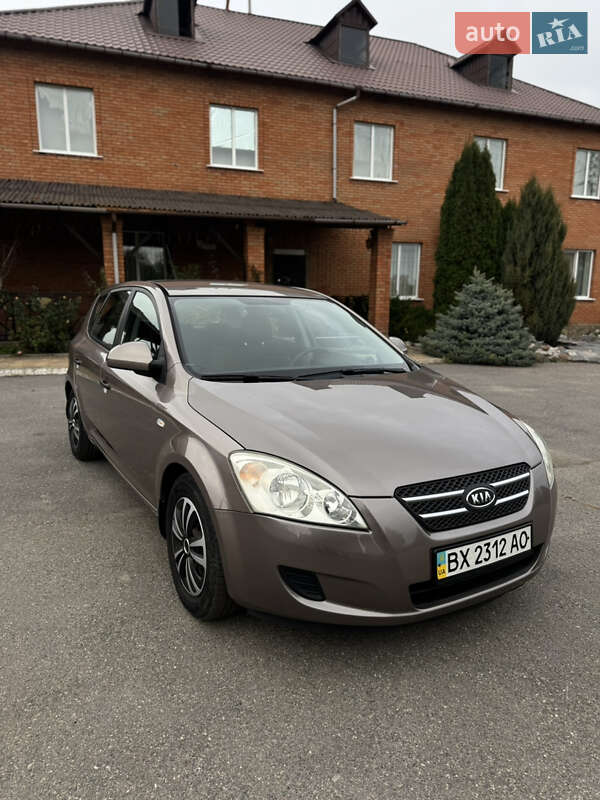 Хетчбек Kia Ceed 2007 в Знам'янці