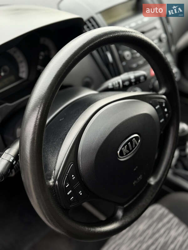 Хетчбек Kia Ceed 2007 в Знам'янці