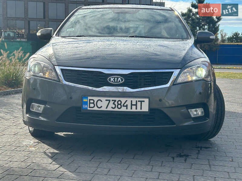 Хетчбек Kia Ceed 2009 в Львові фото 4 Хетчбек Kia Ceed 2009 в Львові