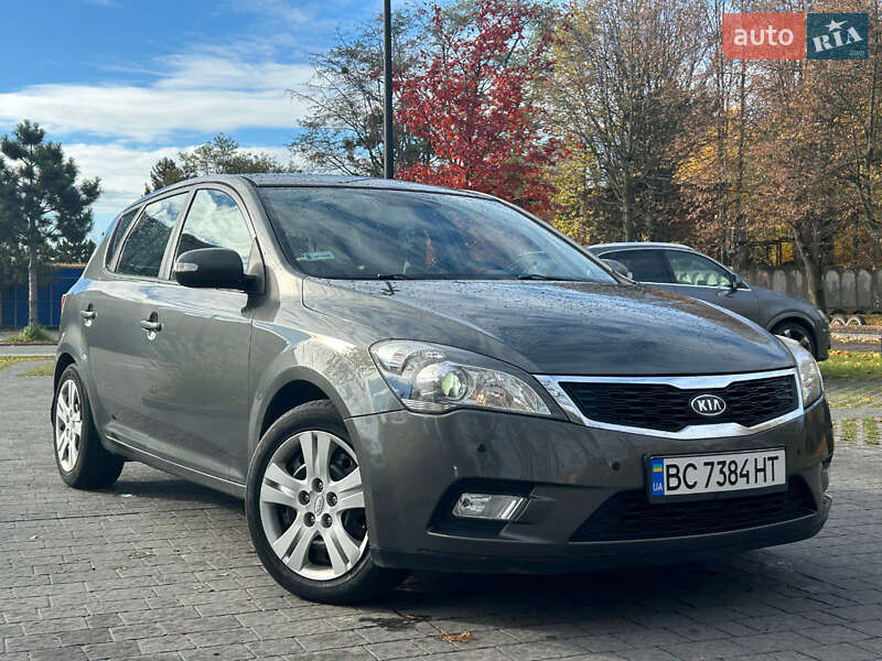 Хетчбек Kia Ceed 2009 в Львові фото 3 Хетчбек Kia Ceed 2009 в Львові