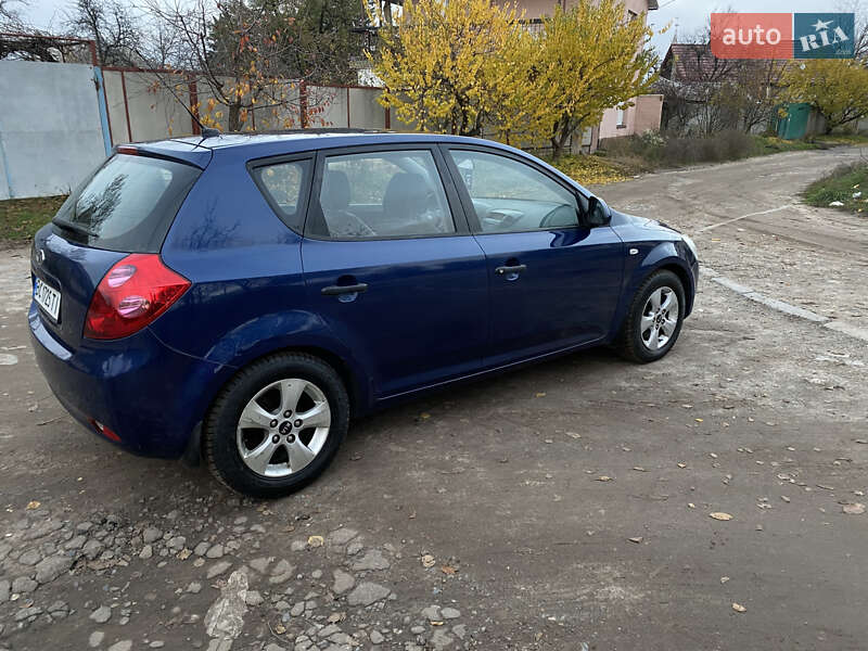 Хетчбек Kia Ceed 2009 в Харкові фото 10 Хетчбек Kia Ceed 2009 в Харкові
