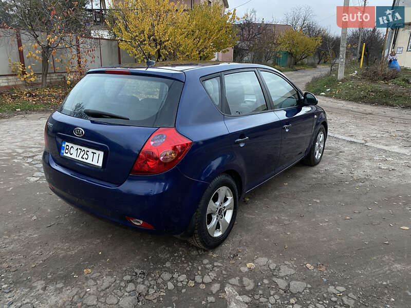 Хетчбек Kia Ceed 2009 в Харкові фото 11 Хетчбек Kia Ceed 2009 в Харкові
