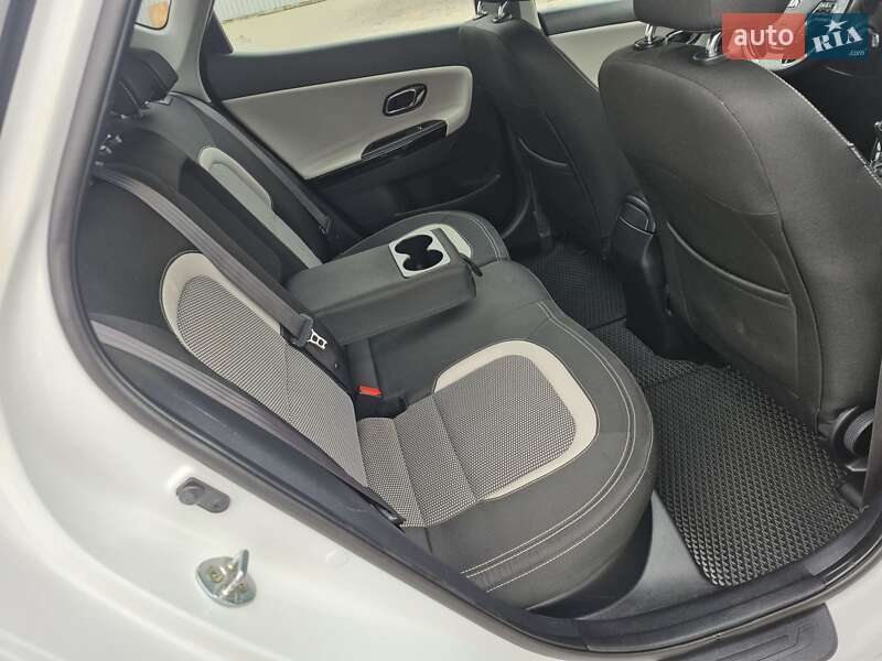 Хэтчбек Kia Ceed 2018 в Киеве