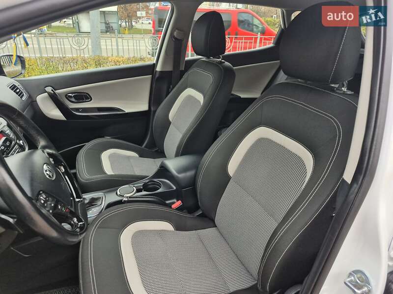 Хэтчбек Kia Ceed 2018 в Киеве