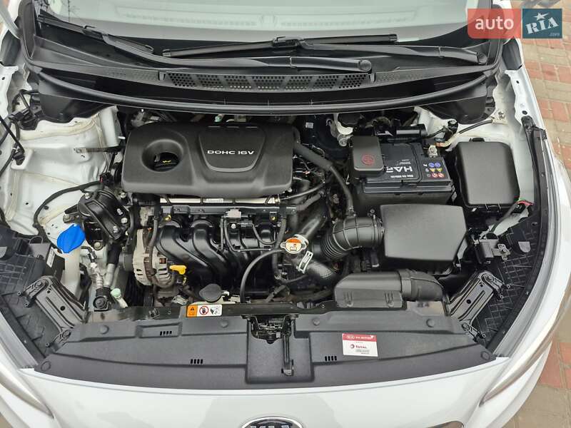 Хэтчбек Kia Ceed 2018 в Киеве