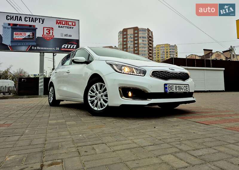 Хэтчбек Kia Ceed 2018 в Киеве
