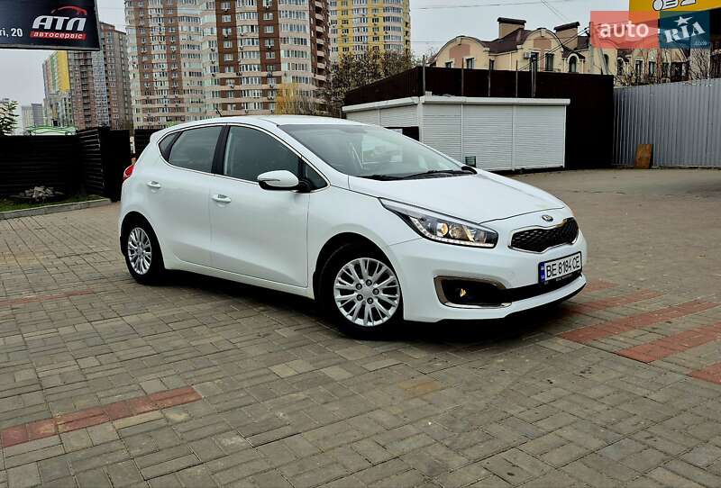 Хэтчбек Kia Ceed 2018 в Киеве