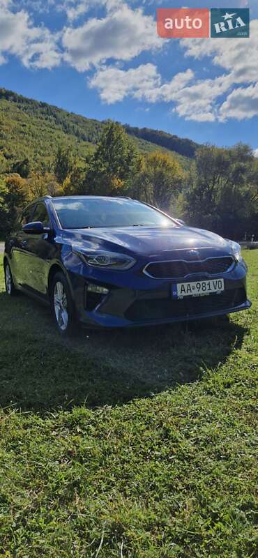 Универсал Kia Ceed 2021 в Ужгороде