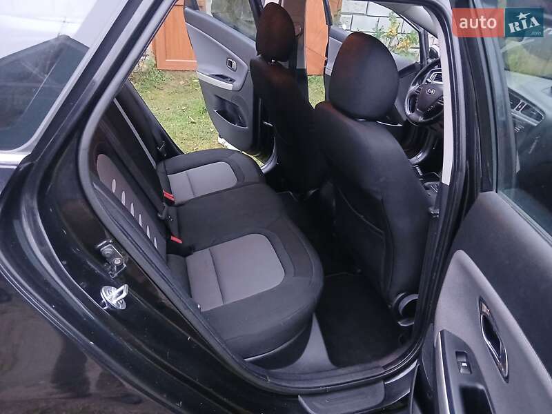 Универсал Kia Ceed 2013 в Сарнах фото 20 Универсал Kia Ceed 2013 в Сарнах