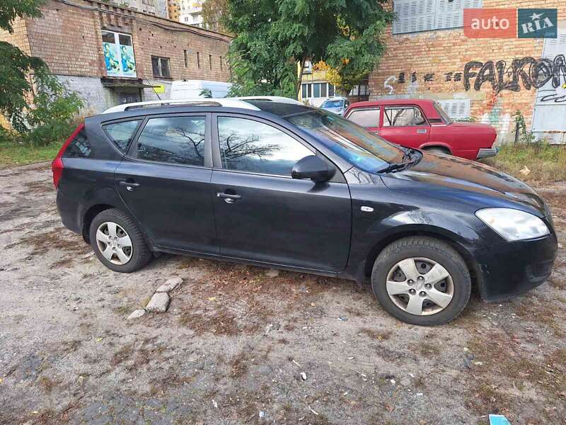 Kia Ceed 2010