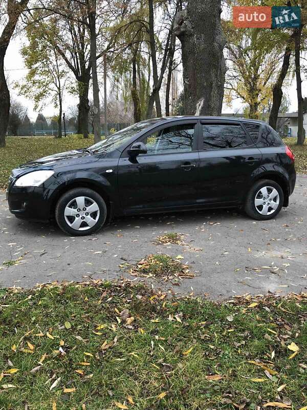 Універсал Kia Ceed 2008 в Теофіполі