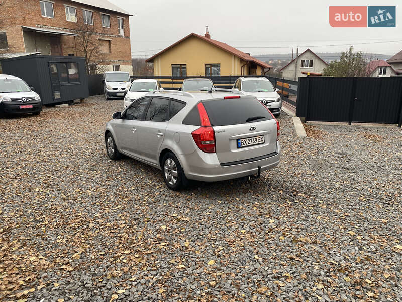 Універсал Kia Ceed 2010 в Хмельницькому