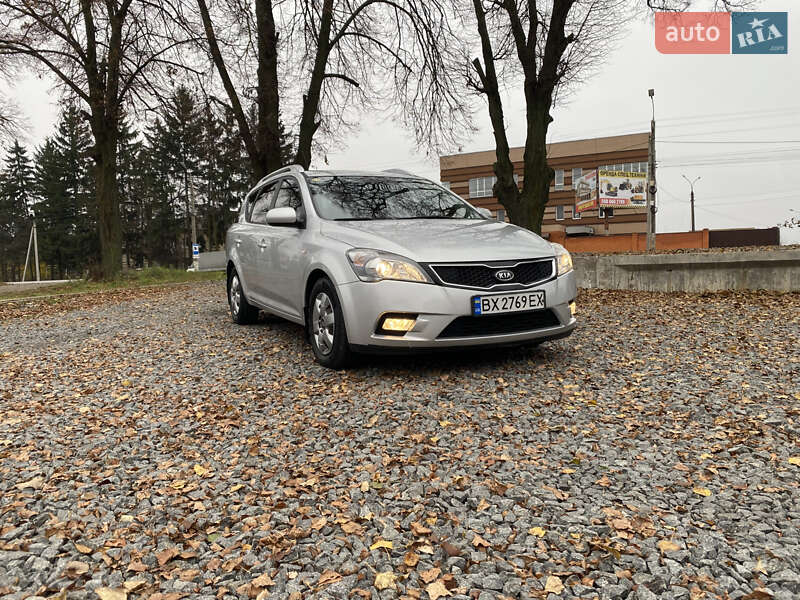 Універсал Kia Ceed 2010 в Хмельницькому