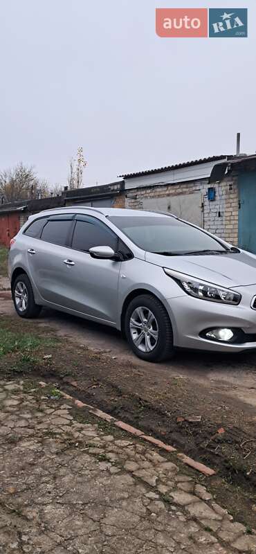 Универсал Kia Ceed 2013 в Славянске