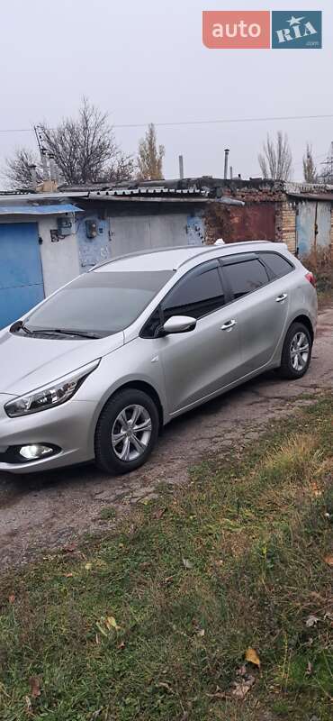 Универсал Kia Ceed 2013 в Славянске