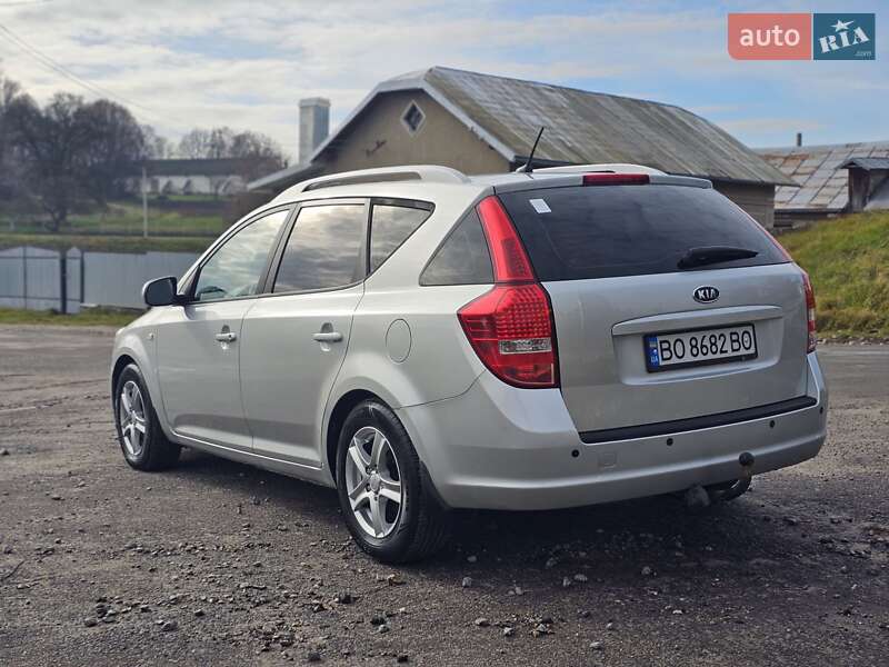 Універсал Kia Ceed 2011 в Тернополі фото 2 Універсал Kia Ceed 2011 в Тернополі