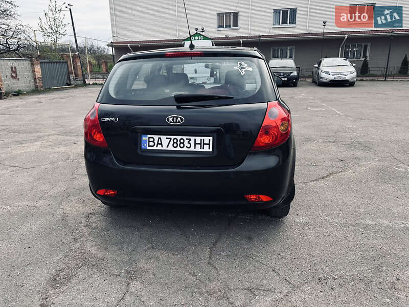 Хэтчбек Kia Ceed 2007 в Кропивницком фото 3 Хэтчбек Kia Ceed 2007 в Кропивницком