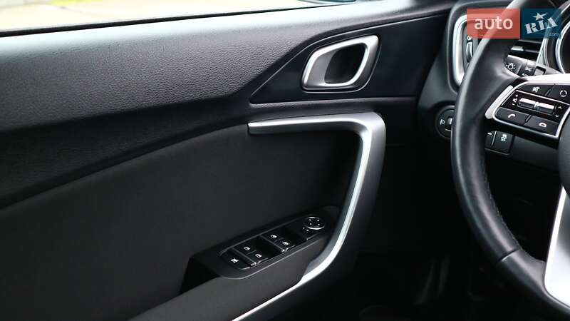 Универсал Kia Ceed 2019 в Киеве