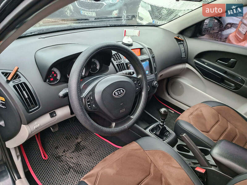 Универсал Kia Ceed 2008 в Харькове